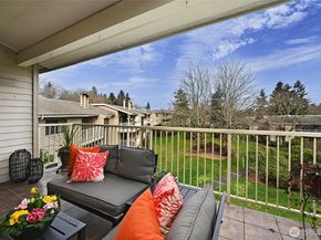 6301 Sand Point Way NE E3, Seattle WA 98115