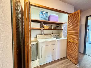 3015 127th Place SE N21, Bellevue WA 98005