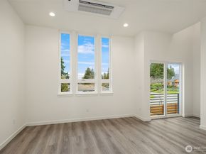 2006 120th Street NE Unit 2, Seattle WA 98125