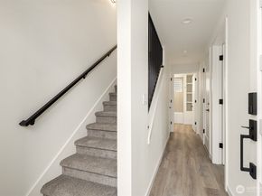 2006 120th Street NE Unit 2, Seattle WA 98125