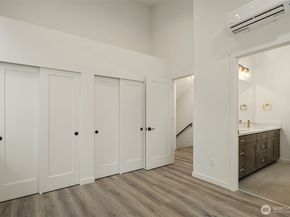 2006 120th Street NE Unit 2, Seattle WA 98125