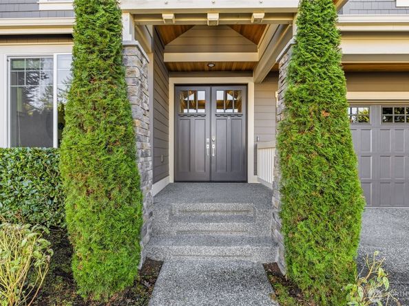 14003 NE 6th Place, Bellevue WA 98007