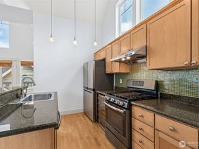 5907 40th Avenue SW A, Seattle WA 98136