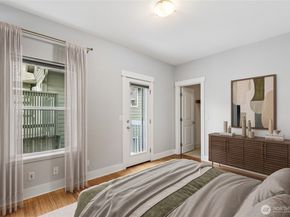 5907 40th Avenue SW A, Seattle WA 98136