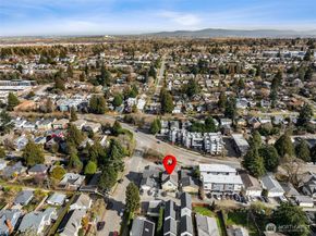 5907 40th Avenue SW A, Seattle WA 98136