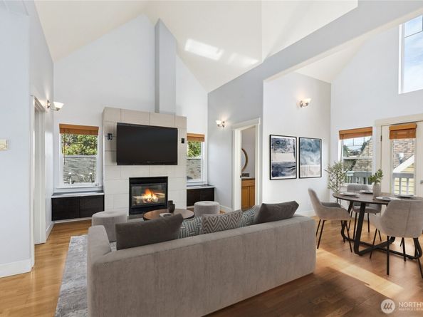 5907 40th Avenue SW A, Seattle WA 98136