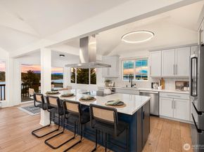 11753 Lakeside Ave NE, Seattle WA 98125