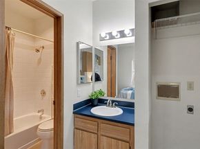 2600 NW 56th Street 3, Seattle WA 98107