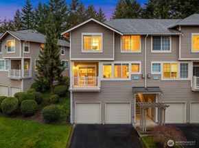 18646 NE 57th Way, Redmond WA 98052