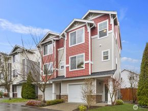 401 126th Place SE B, Everett WA 98208