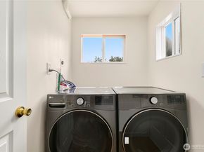 2025 S Ingersoll Pl, Seattle WA 98144