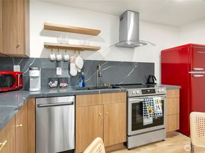 2025 S Ingersoll Pl, Seattle WA 98144