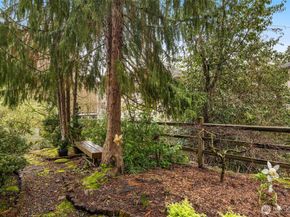 836 2nd Avenue 201, Kirkland WA 98033
