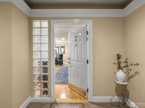 836 2nd Avenue 201, Kirkland WA 98033