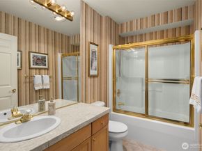 836 2nd Avenue 201, Kirkland WA 98033