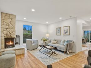 12625 SE 42nd Street, Bellevue WA 98006