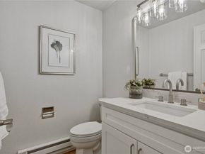 12625 SE 42nd Street, Bellevue WA 98006