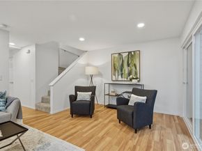 12625 SE 42nd Street, Bellevue WA 98006