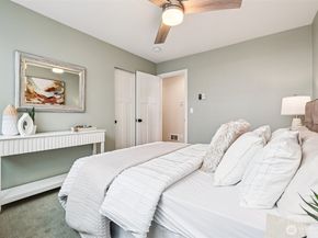 2634 NW 58th Street B, Seattle WA 98107