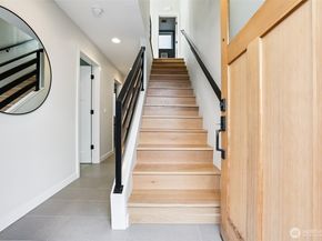 2634 NW 58th Street B, Seattle WA 98107