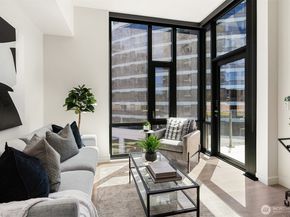 889 103rd Avenue 410, Bellevue WA 98004