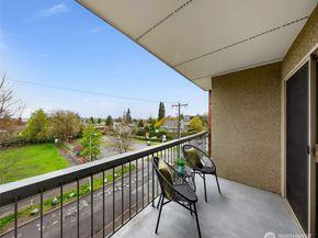 732 11th Avenue E 305, Seattle WA 98102