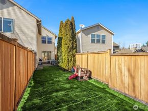 36907 SE Braeburn Street, Snoqualmie WA 98065
