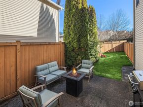 36907 SE Braeburn Street, Snoqualmie WA 98065