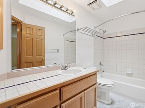 15732 111th Avenue NE, Bothell WA 98011