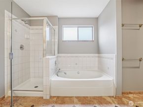 15732 111th Avenue NE, Bothell WA 98011