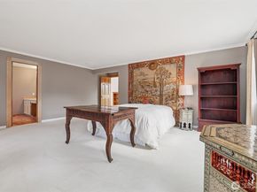 15732 111th Avenue NE, Bothell WA 98011