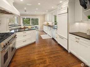 21219 SE 39th Street, Sammamish WA 98075