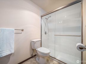 11532 15th Avenue NE 401, Seattle WA 98125