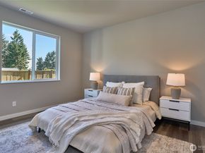 320 SW 365th Street 3, Federal Way WA 98023