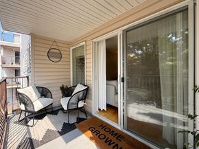 12050 15th Avenue NE 301, Seattle WA 98125