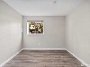 23415 101st Avenue SE F110, Kent WA 98031