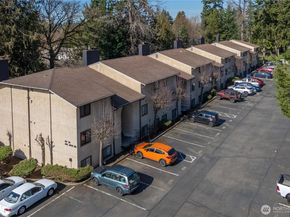 23415 101st Avenue SE F110, Kent WA 98031