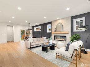 3032 NE Blakeley Street, Seattle WA 98105