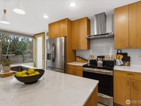 5017 Fauntleroy Way SW B, Seattle WA 98136