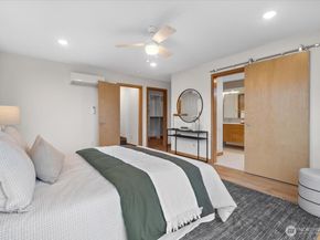 5017 Fauntleroy Way SW B, Seattle WA 98136