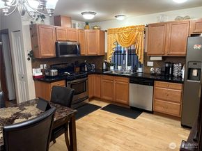 10050 19th Avenue SW, Seattle WA 98146