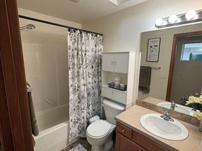 10050 19th Avenue SW, Seattle WA 98146