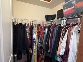 10050 19th Avenue SW, Seattle WA 98146