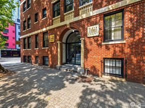 2132 5th Avenue 202, Seattle WA 98121