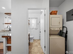 6916 Beverly Lane, Everett WA 98203