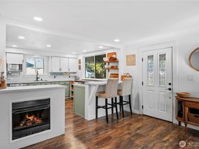 6916 Beverly Lane, Everett WA 98203