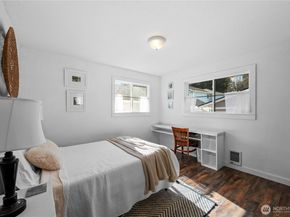 6916 Beverly Lane, Everett WA 98203