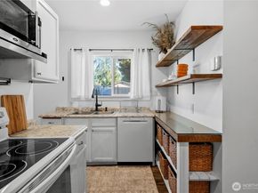 6916 Beverly Lane, Everett WA 98203