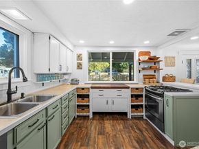 6916 Beverly Lane, Everett WA 98203