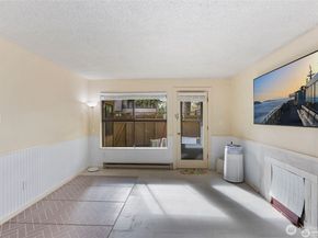 2534 S 317th Street 103, Federal Way WA 98003